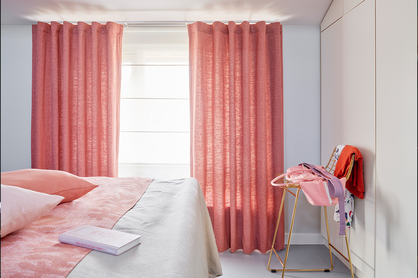 curtain-for-web